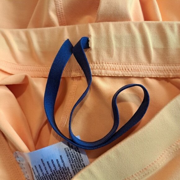 Reebok womens size Medium cropped Play Ice yellow leggings - Picture 6 of 8